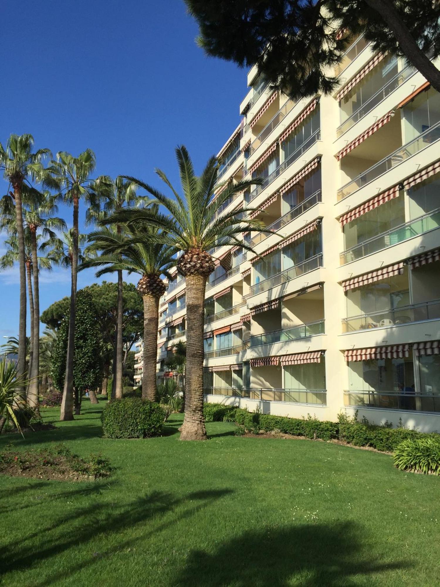 Cnossos Lägenhet Cannes Exteriör bild